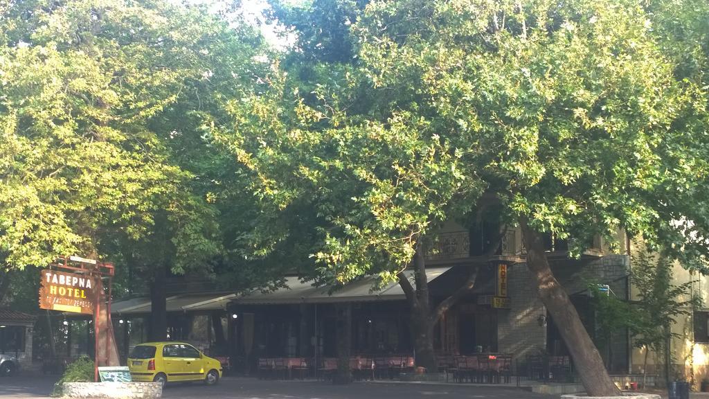 Hani Zemenou Arachova Exterior photo
