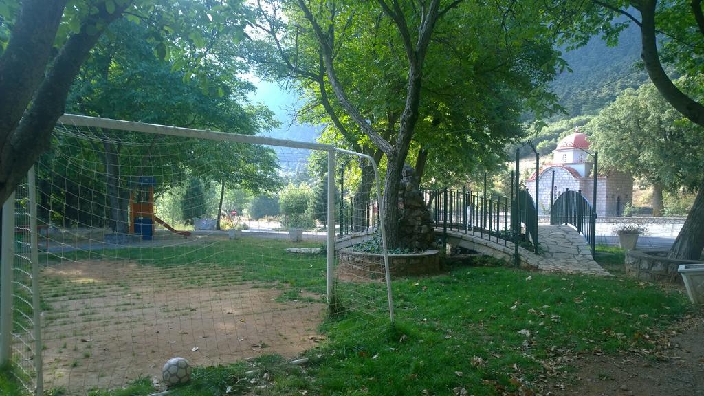 Hani Zemenou Arachova Exterior photo